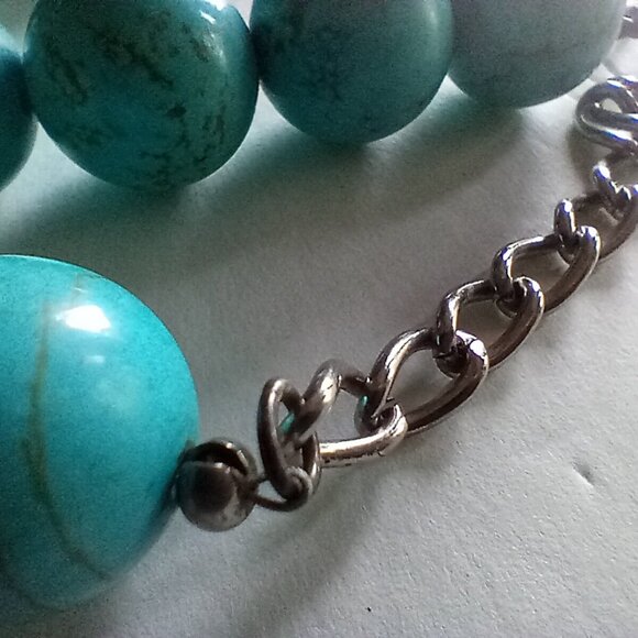 Vintage Native American 12mm Turquoise and Sterling Necklace - Picture 5 of 12